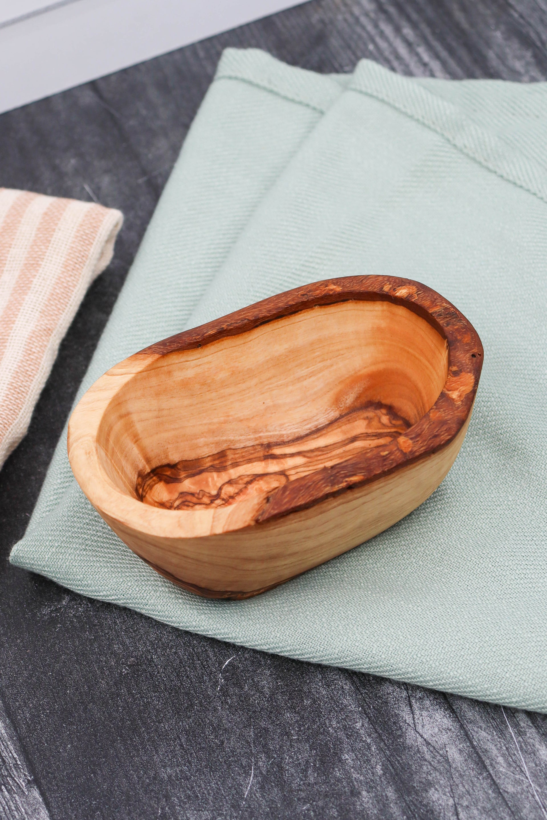 RUSTIC OLIVE WOOD DIPPING BOWL