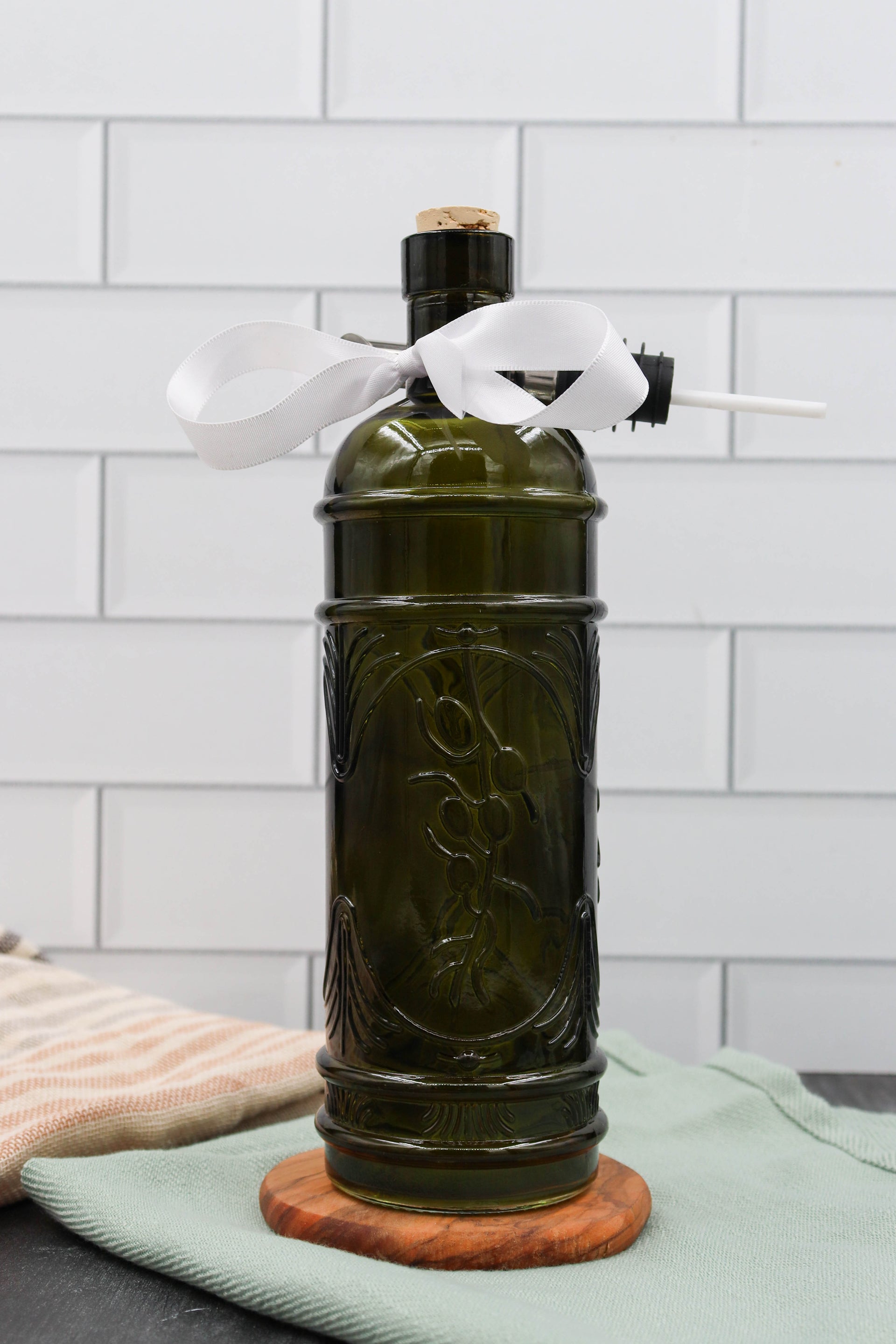VINTAGE GREEN OLIVE LEAF GLASS BOTTLE