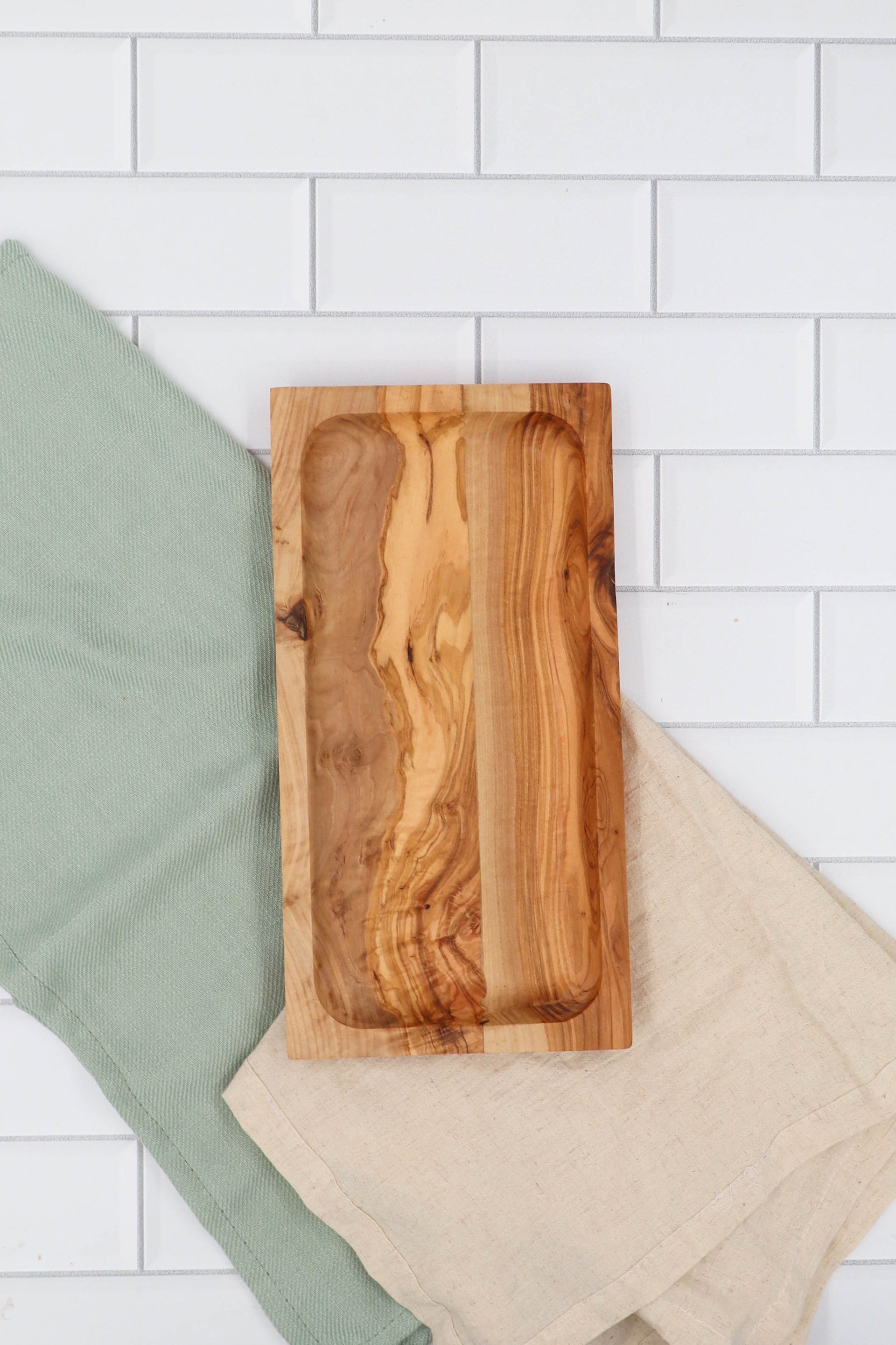 OLIVE WOOD POLENTA PLATE