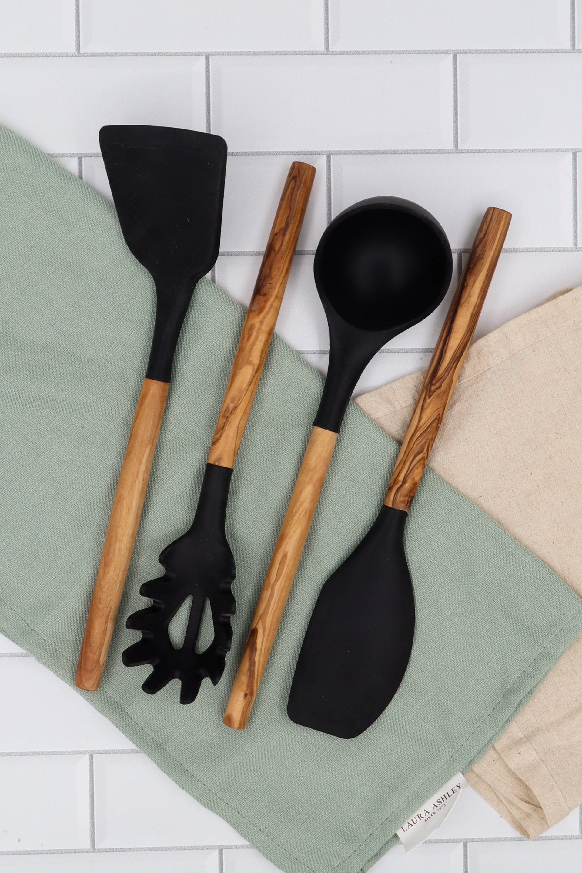 SET OF 4 SILICON COOKING UTENSILS WITH OLIVE WOOD HANDLE
